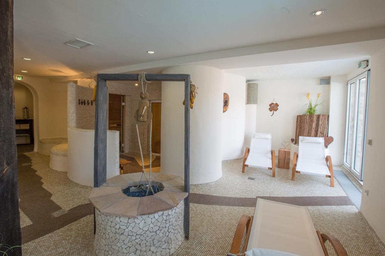 קנדל Hotel Zur Pfalz מראה חיצוני תמונה