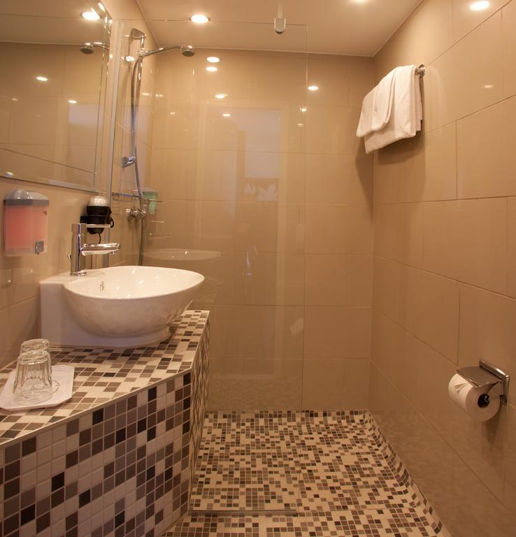 קנדל Hotel Zur Pfalz מראה חיצוני תמונה