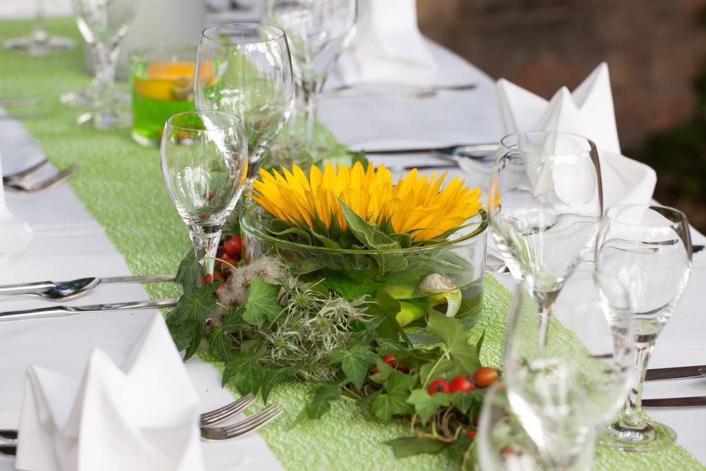 קנדל Hotel Zur Pfalz מראה חיצוני תמונה