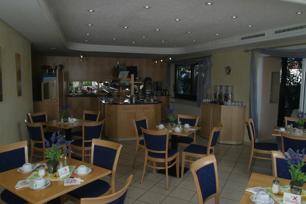קנדל Hotel Zur Pfalz מראה חיצוני תמונה